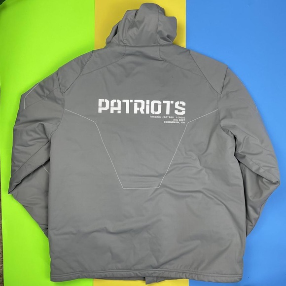 Reebok New England Patriots winter jacket - Picture 2 of 4